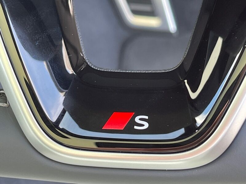 More views of Audi A5