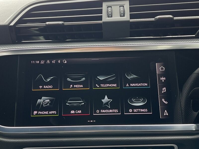 More views of Audi Q3