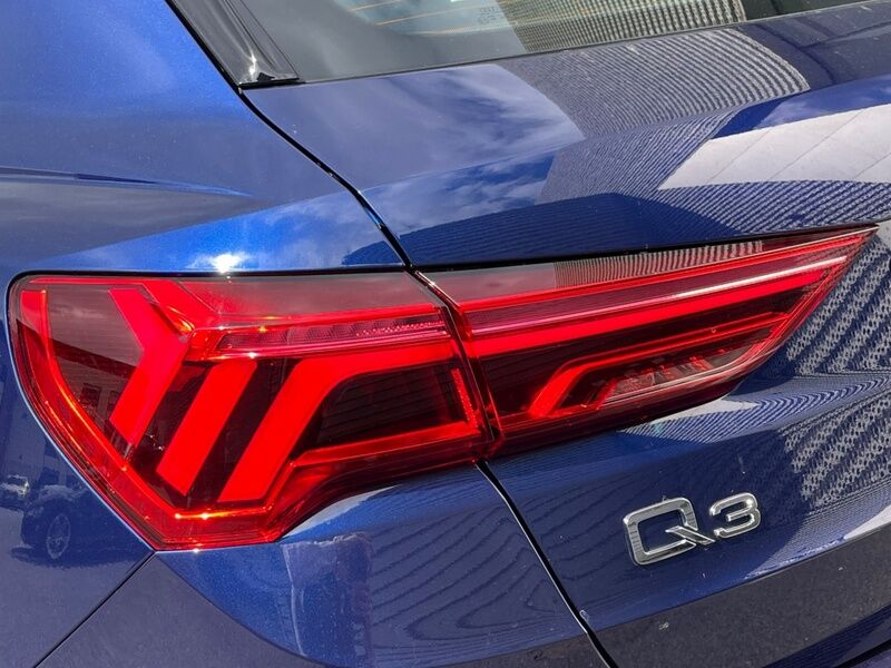 More views of Audi Q3