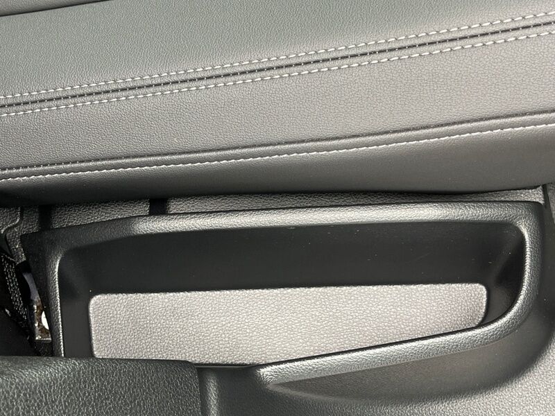 More views of Audi Q3