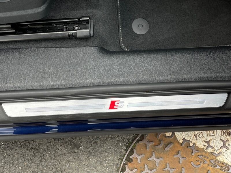 More views of Audi Q3