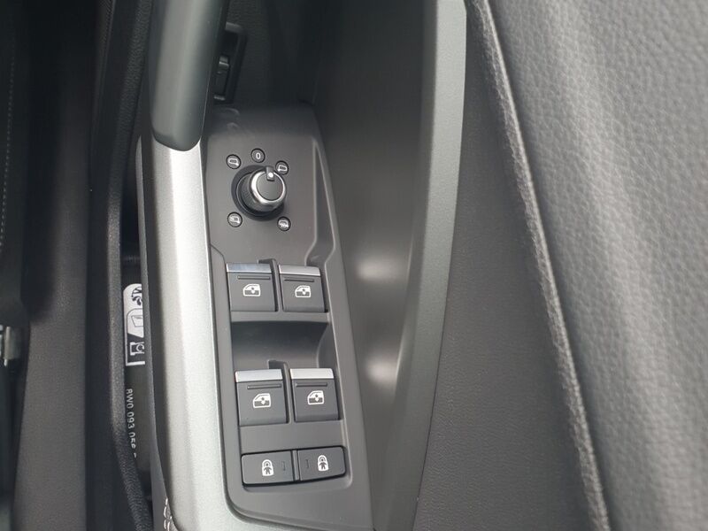 More views of Audi Q3