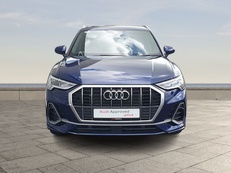 More views of Audi Q3