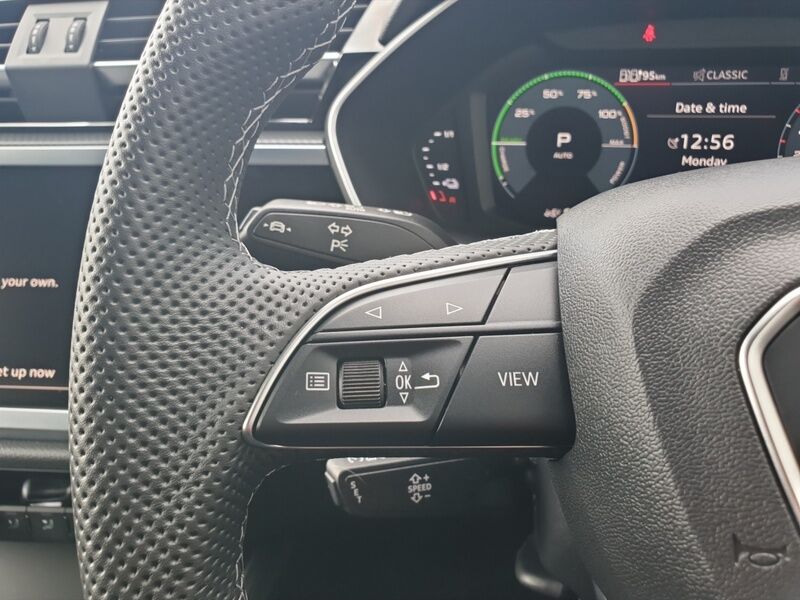 More views of Audi Q3