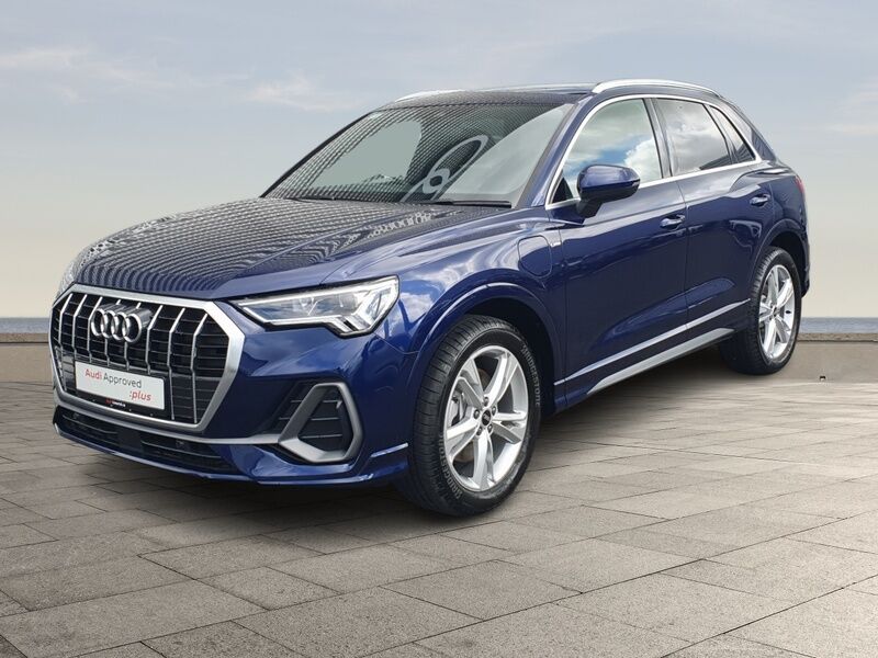 More views of Audi Q3