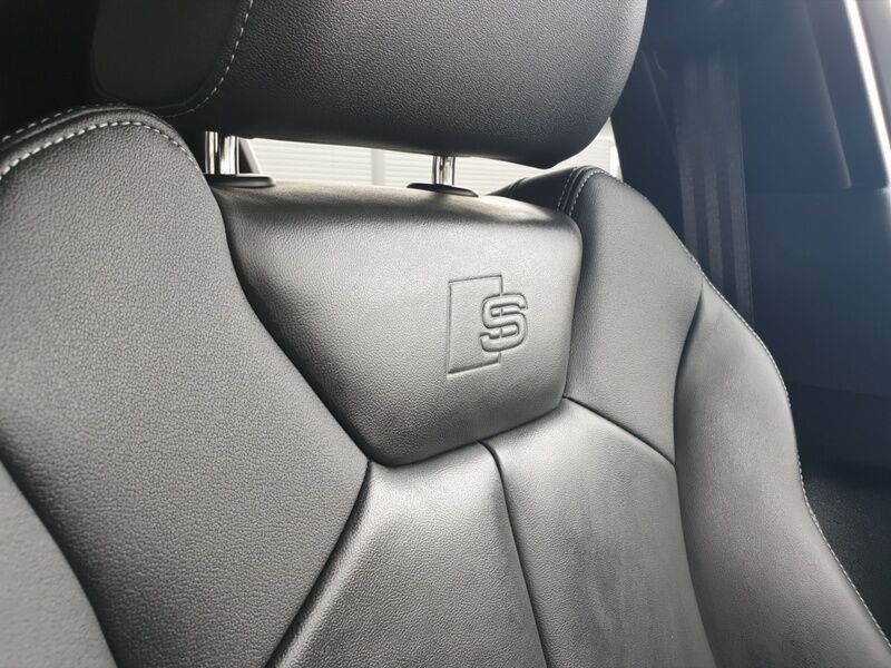 More views of Audi Q3