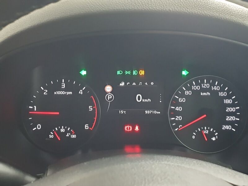More views of Kia Sportage