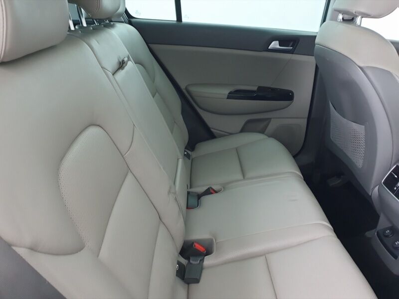 More views of Kia Sportage