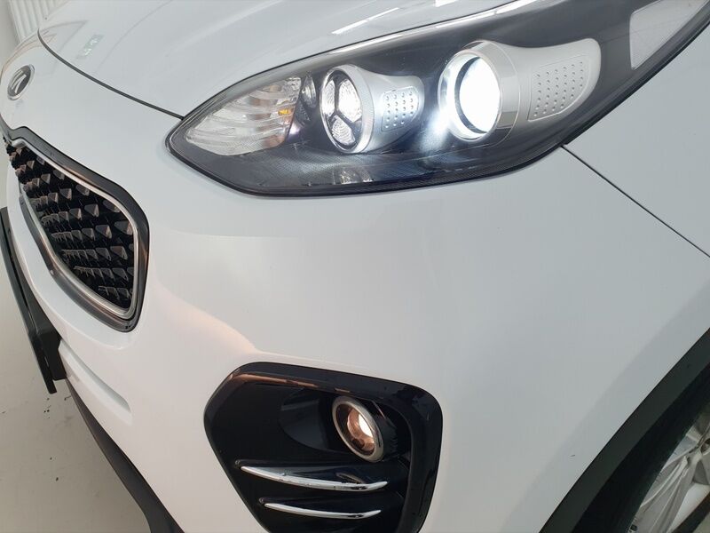 More views of Kia Sportage