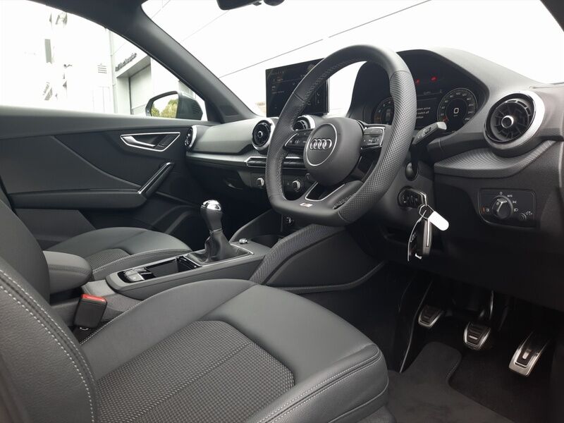 More views of Audi Q2
