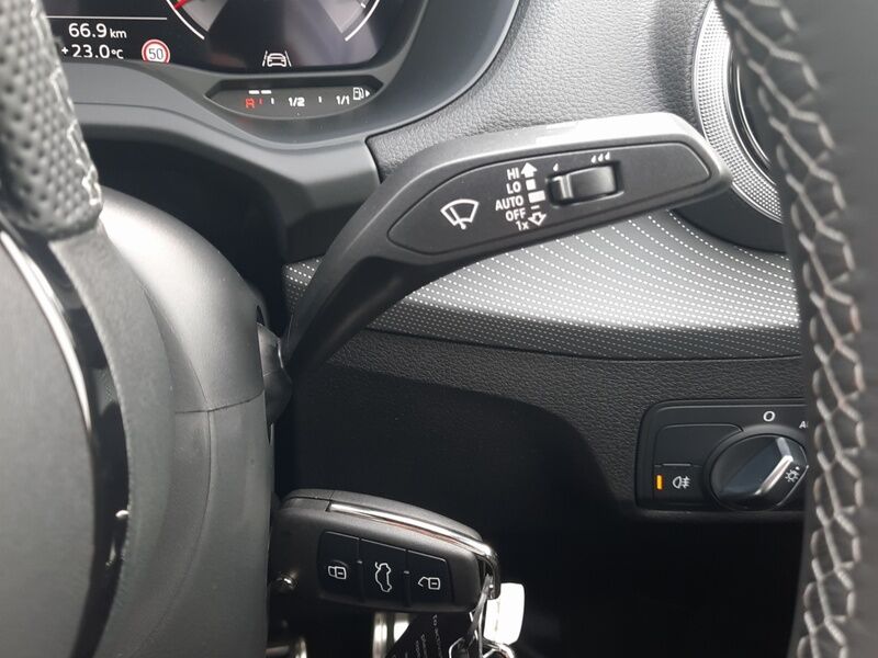 More views of Audi Q2
