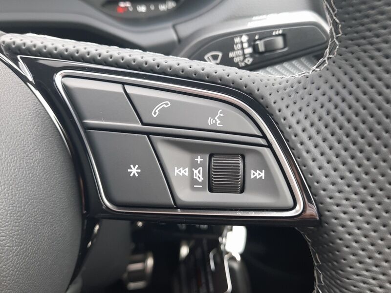 More views of Audi Q2