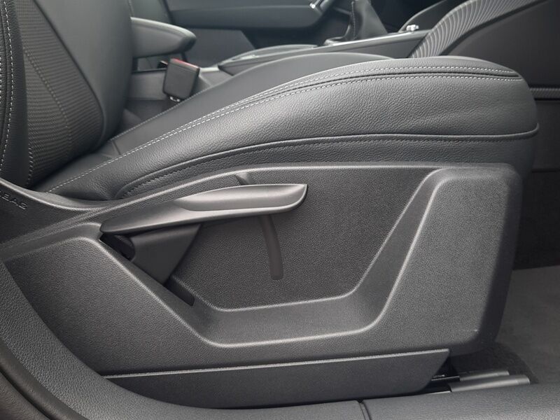 More views of Audi Q2