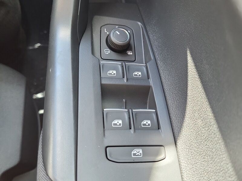 More views of Volkswagen Polo