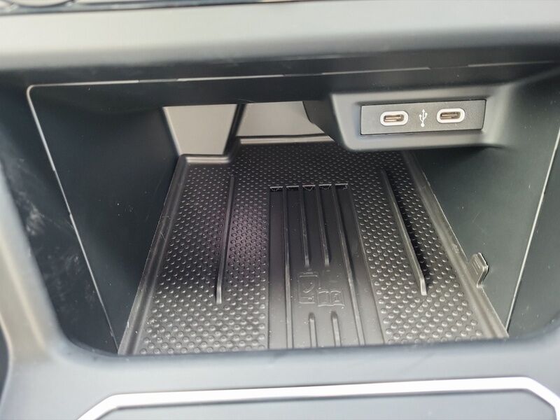 More views of Volkswagen Polo