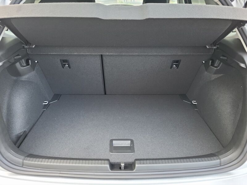 More views of Volkswagen Polo