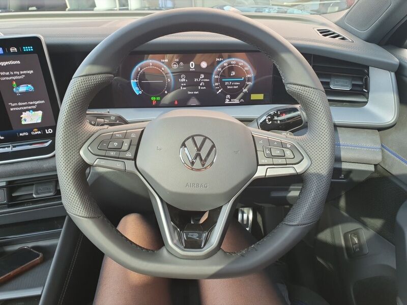 More views of Volkswagen Tayron