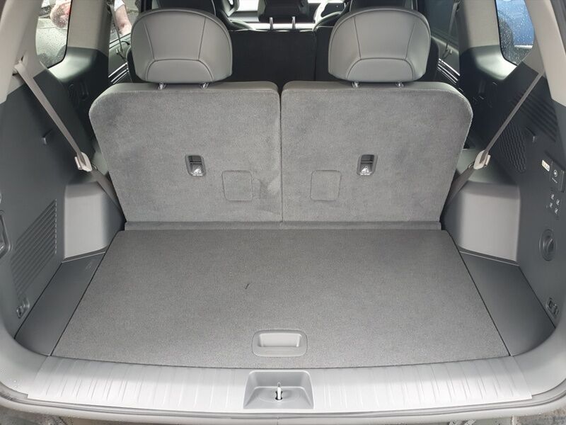 More views of Kia EV9