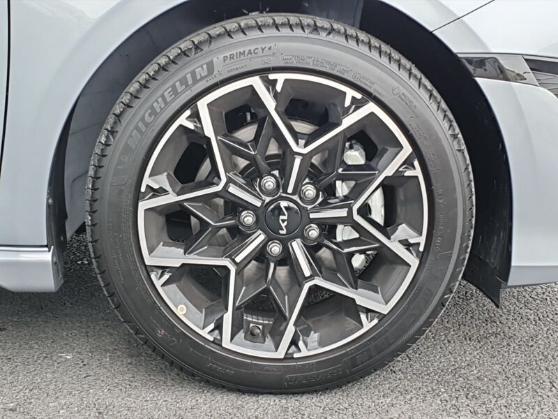 More views of Kia Ceed