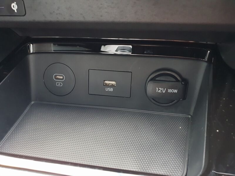 More views of Kia Ceed