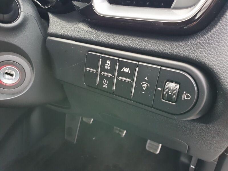 More views of Kia Ceed