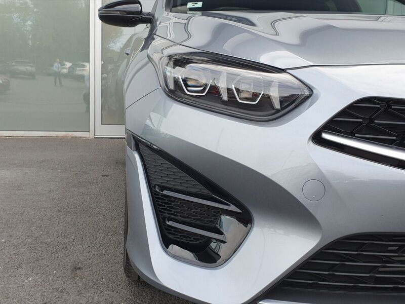 More views of Kia Ceed