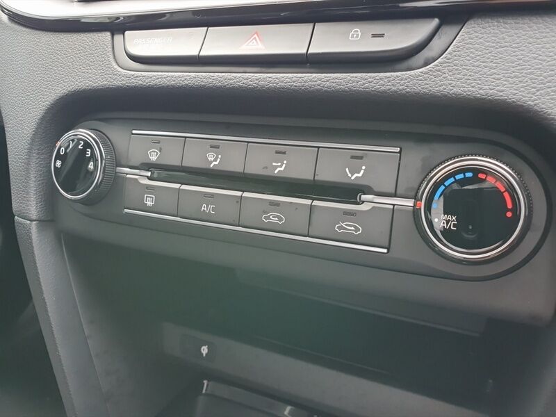 More views of Kia Ceed