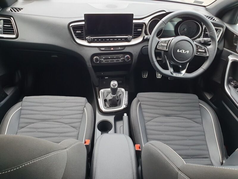 More views of Kia Ceed