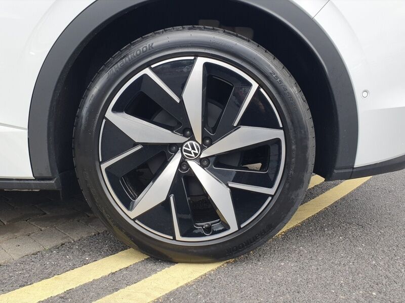 More views of Volkswagen ID.4