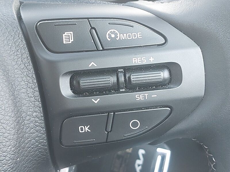 More views of Kia Stonic