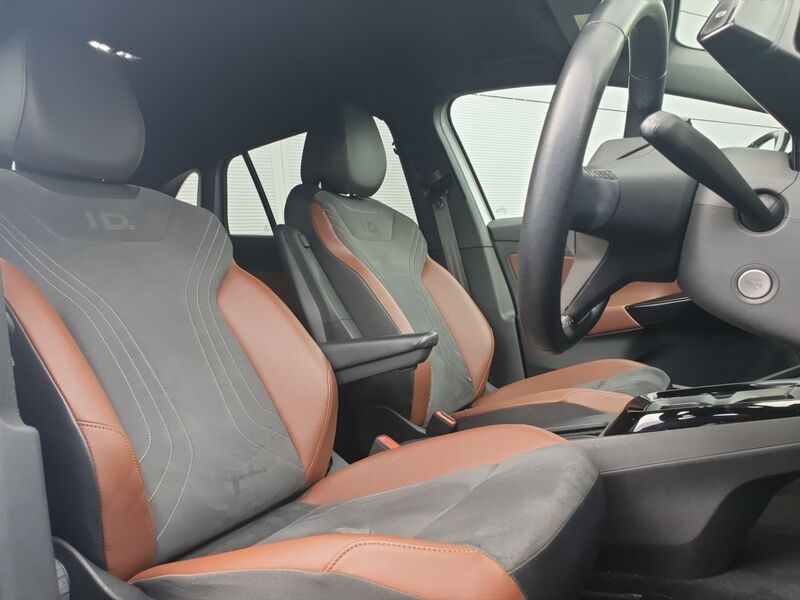 More views of Volkswagen ID.4