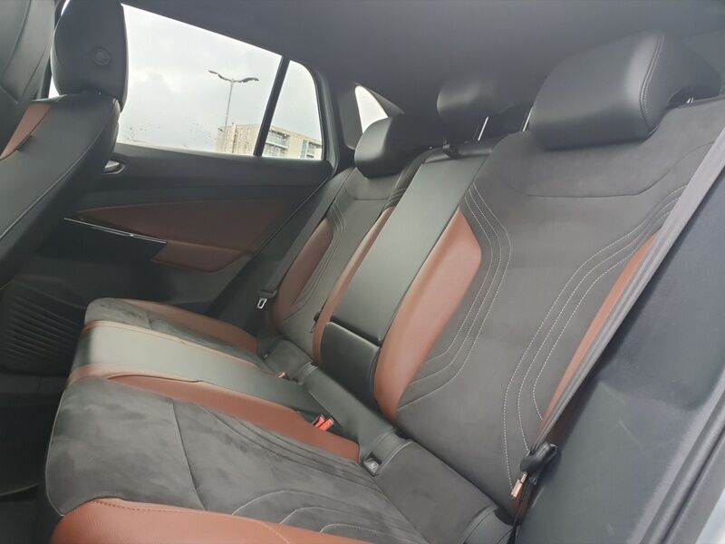 More views of Volkswagen ID.4