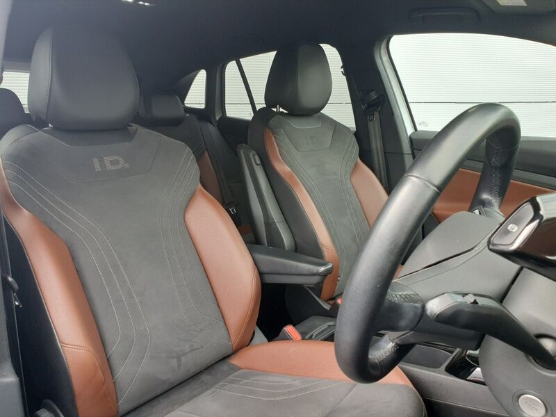 More views of Volkswagen ID.4