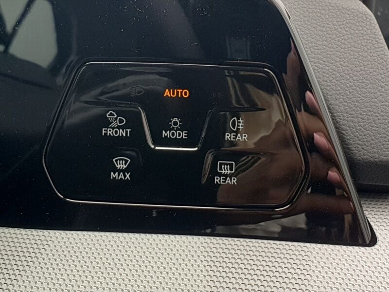 More views of Volkswagen Golf