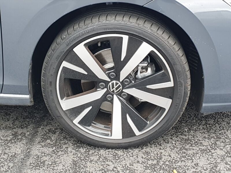 More views of Volkswagen Golf