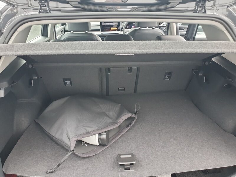 More views of Volkswagen Golf