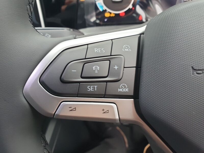 More views of Volkswagen Golf