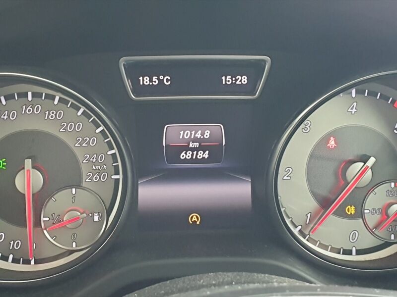 More views of Mercedes-Benz GLA