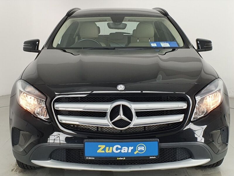 More views of Mercedes-Benz GLA