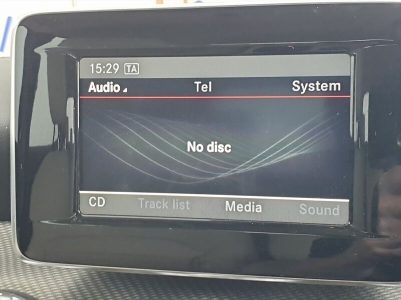 More views of Mercedes-Benz GLA