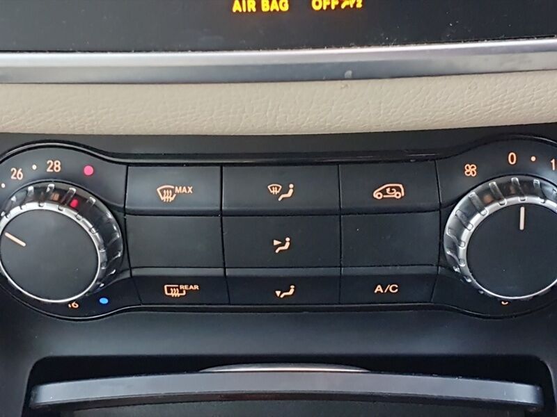 More views of Mercedes-Benz GLA