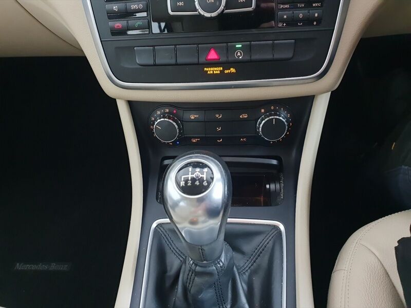 More views of Mercedes-Benz GLA