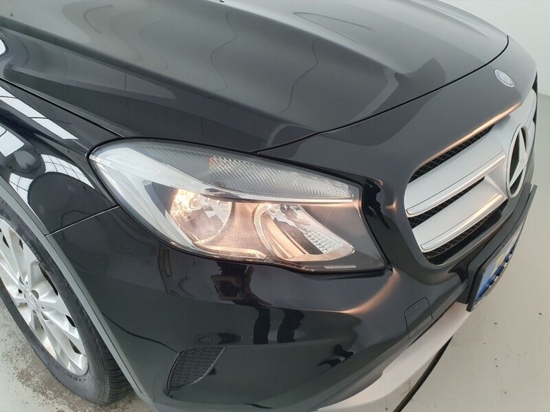 More views of Mercedes-Benz GLA