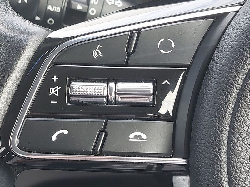 More views of Kia Sportage