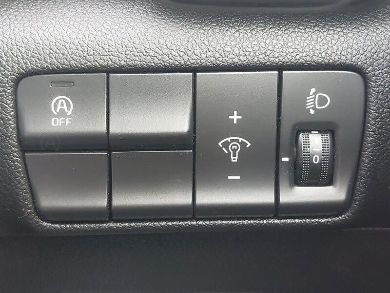 More views of Kia Sportage