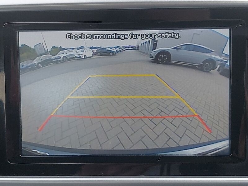 More views of Kia Sportage
