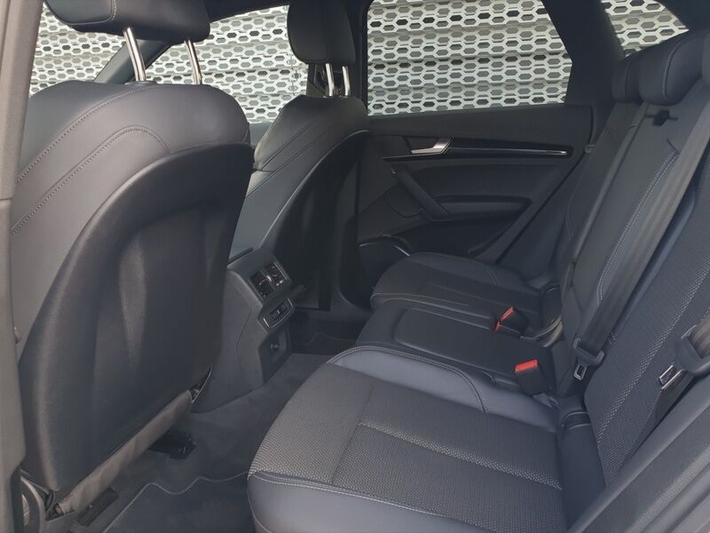 More views of Audi Q5