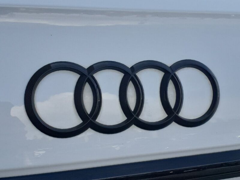 More views of Audi Q5