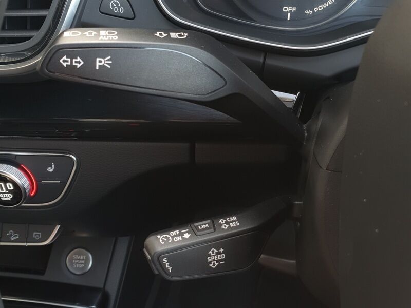 More views of Audi Q5