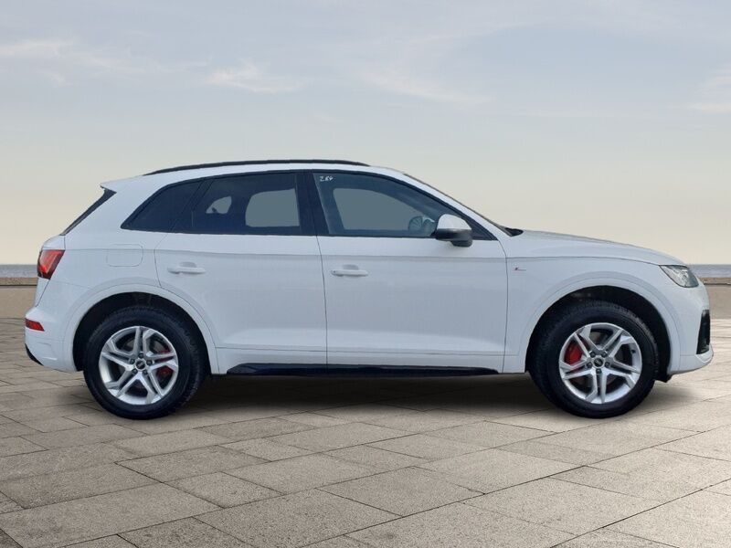 More views of Audi Q5